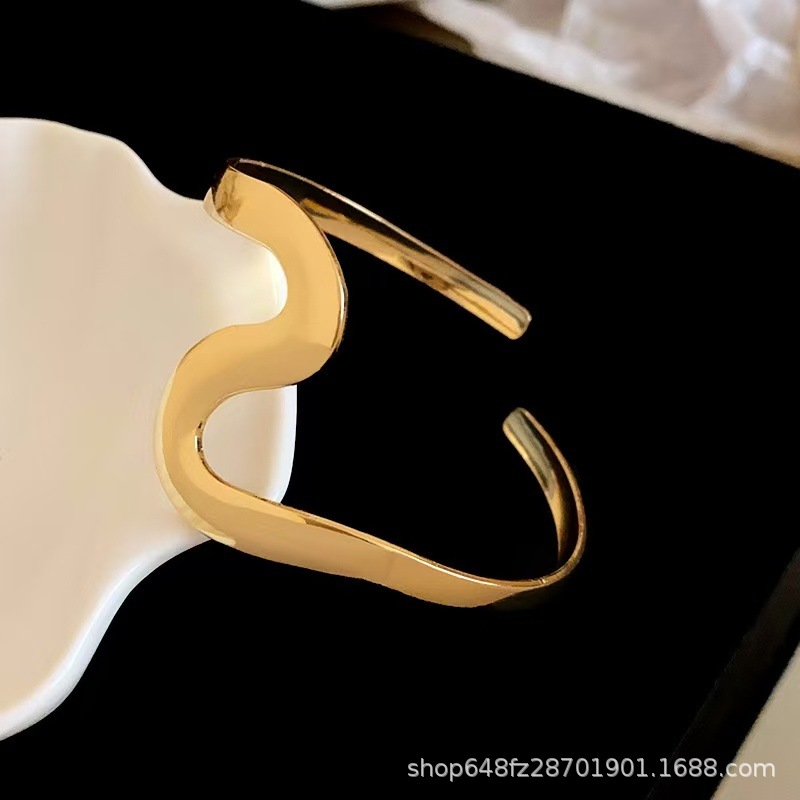 Metal wave shape bracelet arm  – Body Jewelry Rings Bewertung und Preis